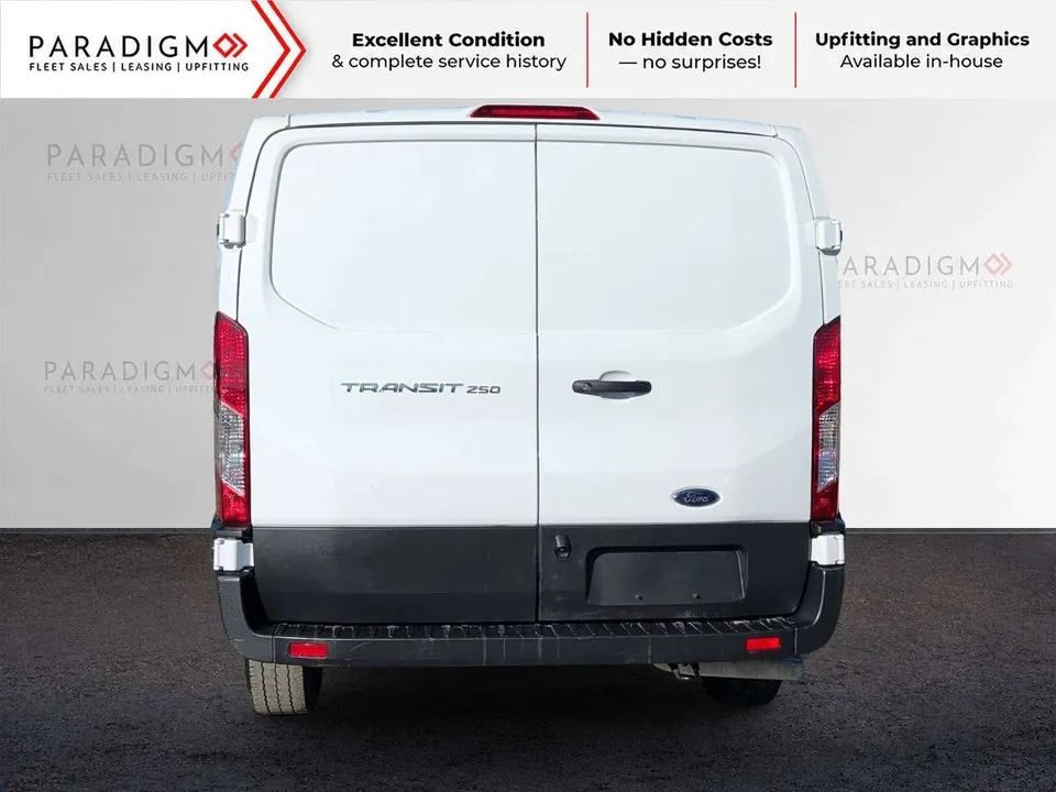 Ford Transit Cargo 2025 photo 4