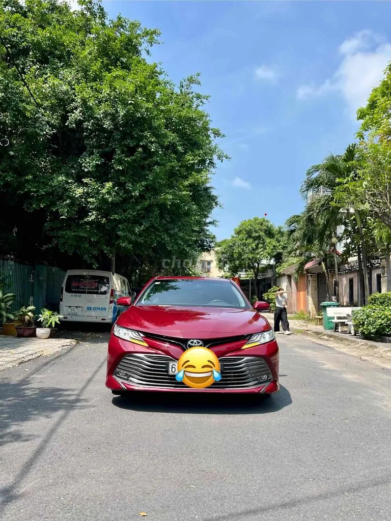 Toyota Camry 2020 photo 2