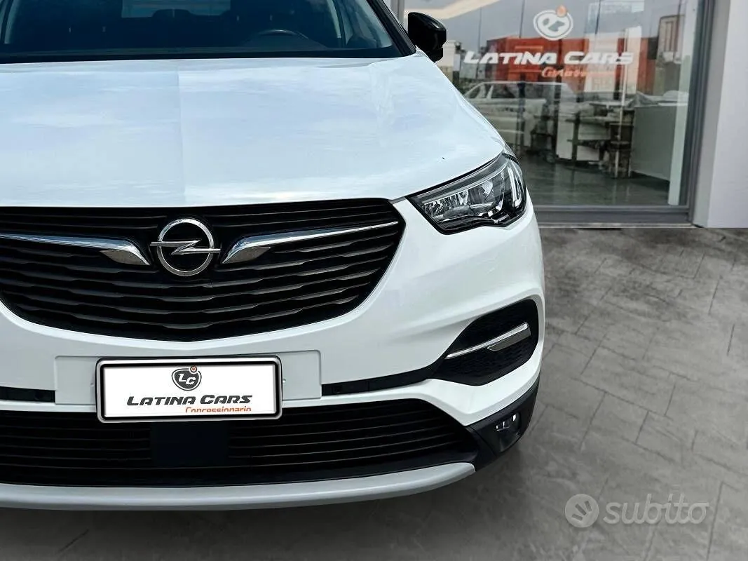 Opel Grandland X 2021 photo 2