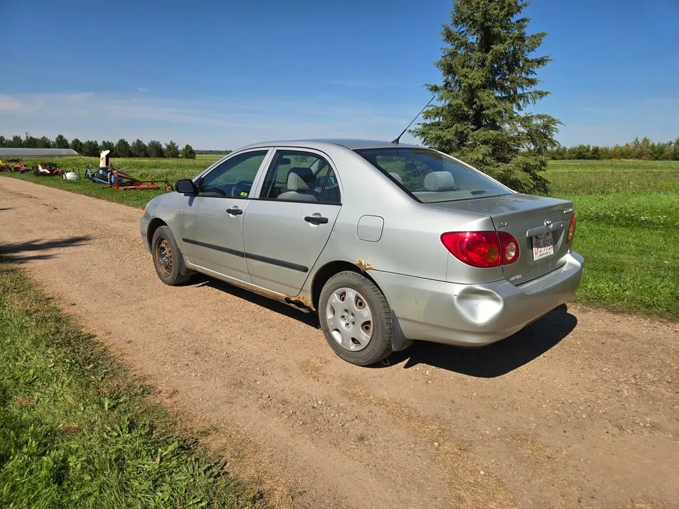 Toyota Corolla 2003 photo 3