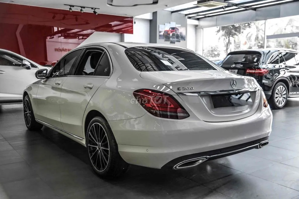 Mercedes-Benz C-Class 2020 photo 4