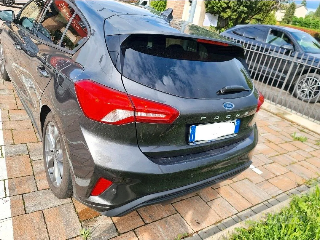 Ford Focus 2019 photo 3