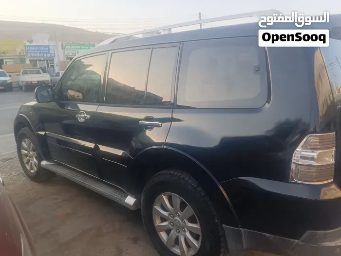 Mitsubishi Pajero 2008 photo 3