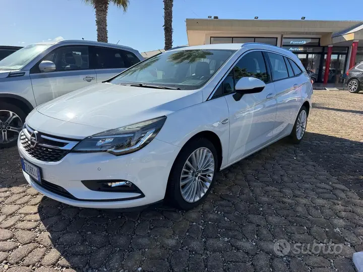 Opel Astra 2019 photo 2