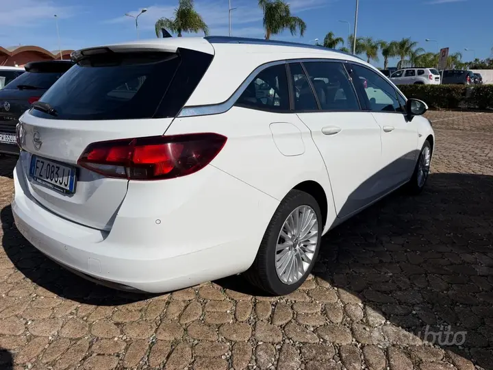 Opel Astra 2019 photo 5