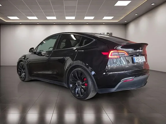 Tesla Model Y 2023 photo 3