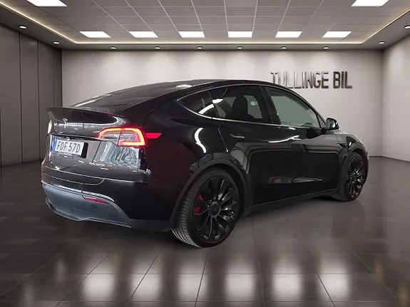 Tesla Model Y 2023 photo 5