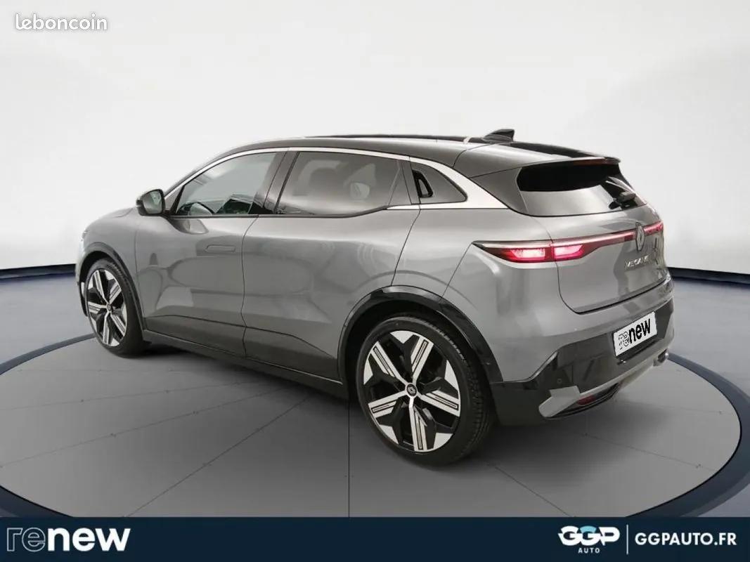 Renault Megane 2023 photo 3