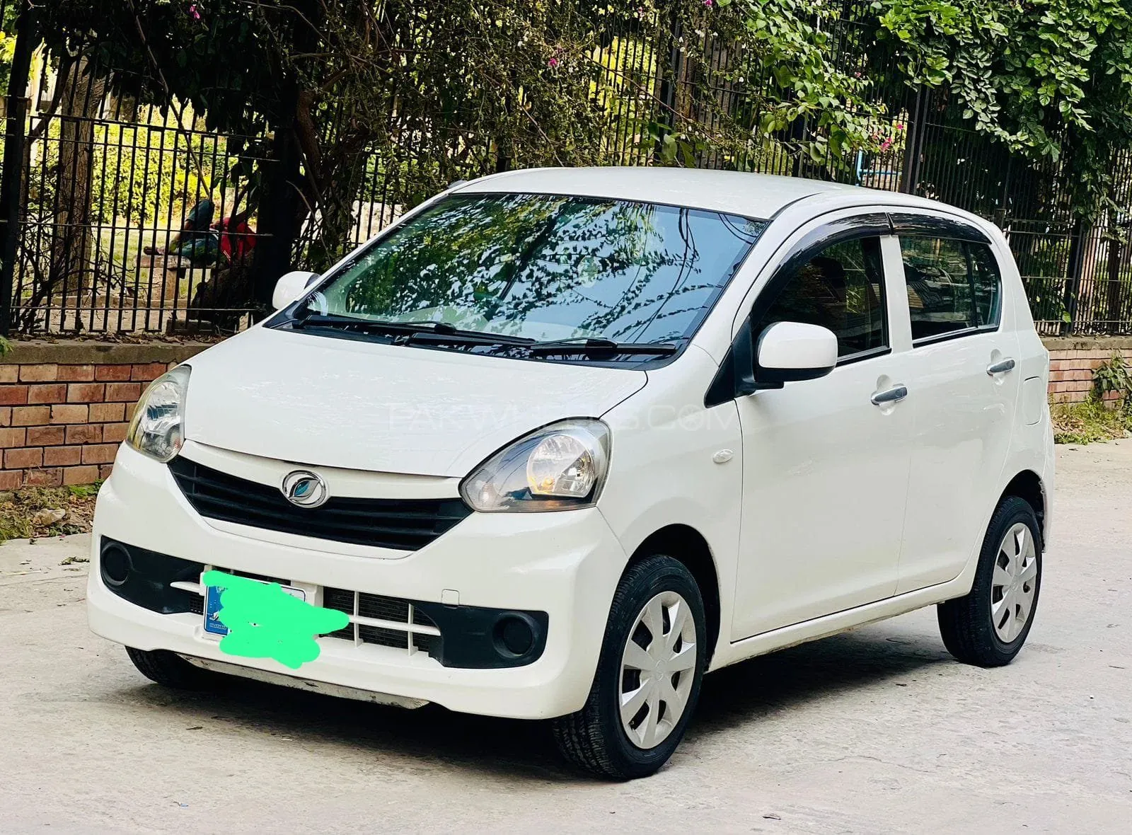 Daihatsu Mira