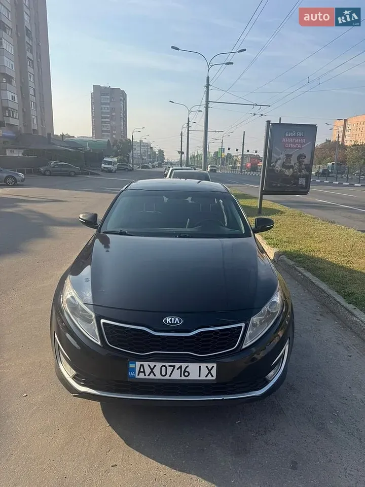 Kia Optima 2012 photo 2