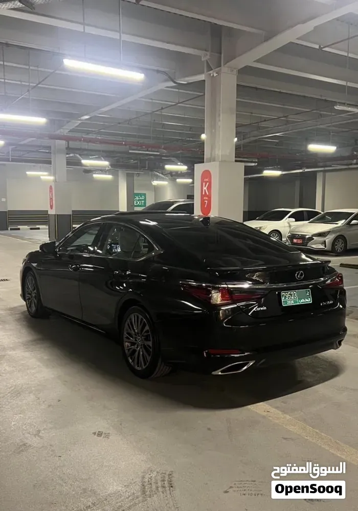 Lexus Es350 2020 photo 3