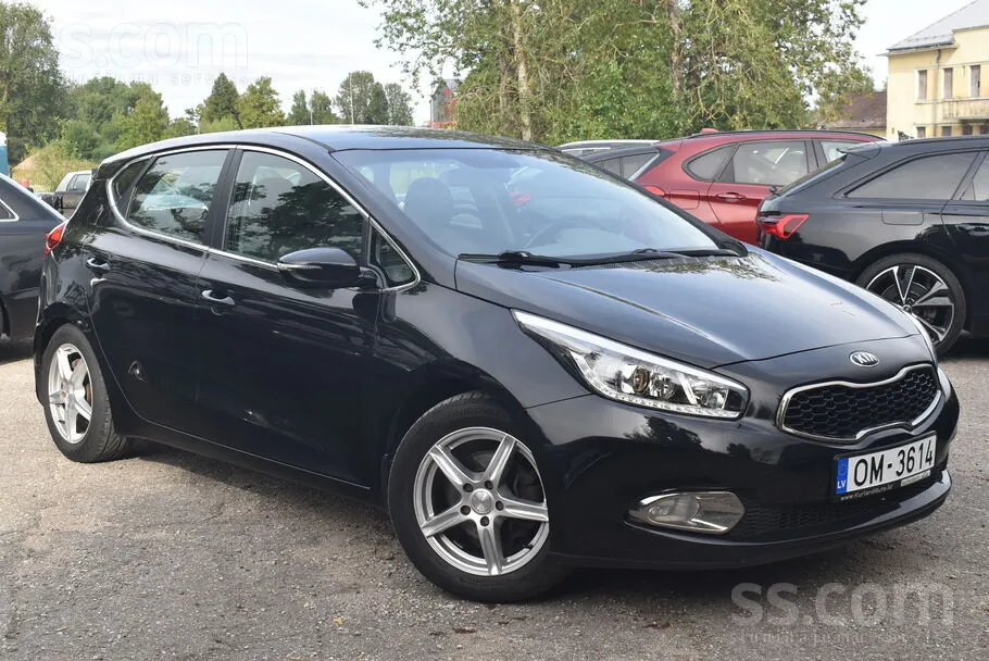 Kia Ceed 2012 photo 4