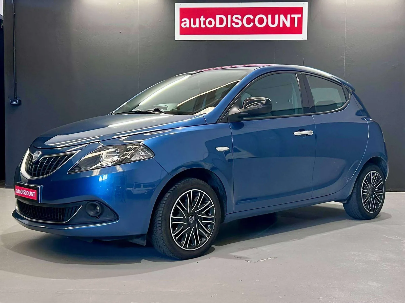Lancia Ypsilon