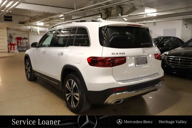 Mercedes-Benz Glb 2026 photo 5