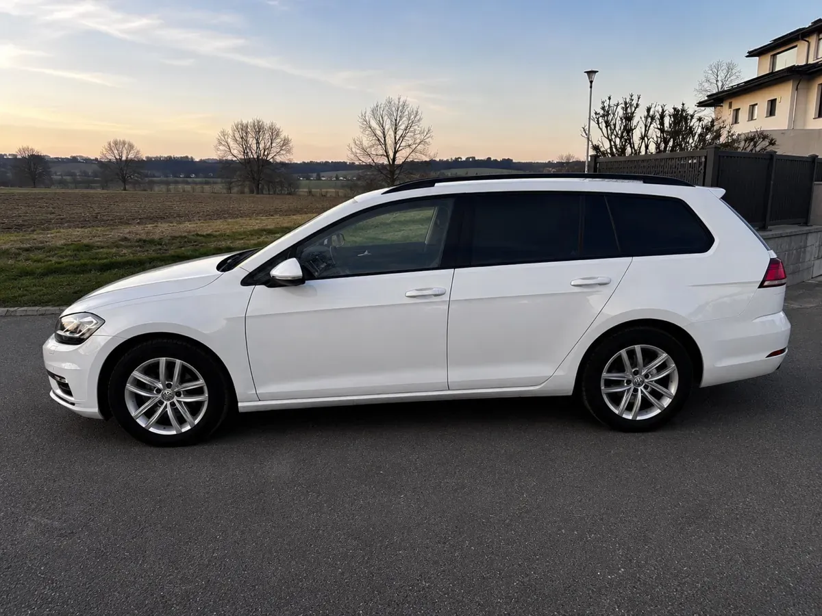 Volkswagen Golf 2018 photo 3