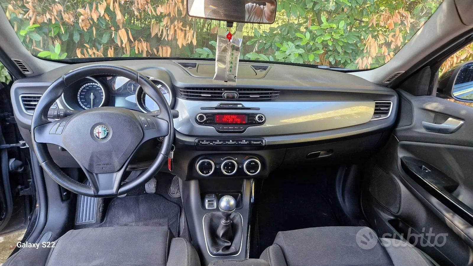 Alfa Romeo Giulietta 2011 photo 5