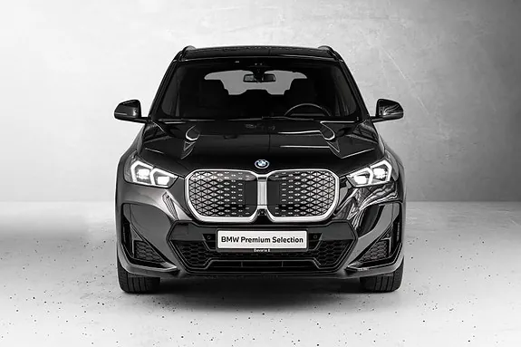 BMW Ix1 2025 photo 3