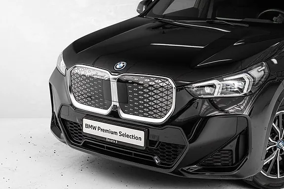 BMW Ix1 2025 photo 2