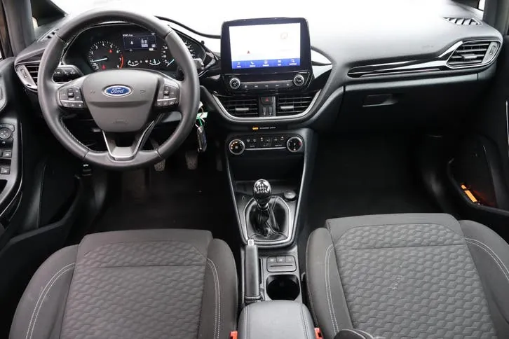 Ford Fiesta 2022 photo 2