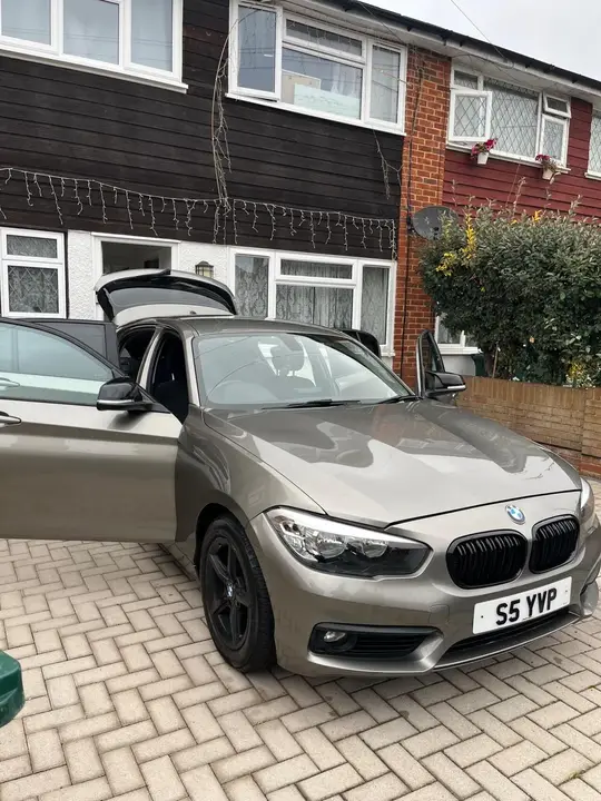 BMW 1 Series 2016 photo 2