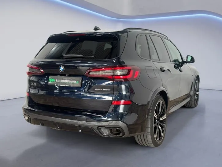 BMW X5 2021 photo 2
