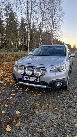 Subaru Outback 2015 photo 2