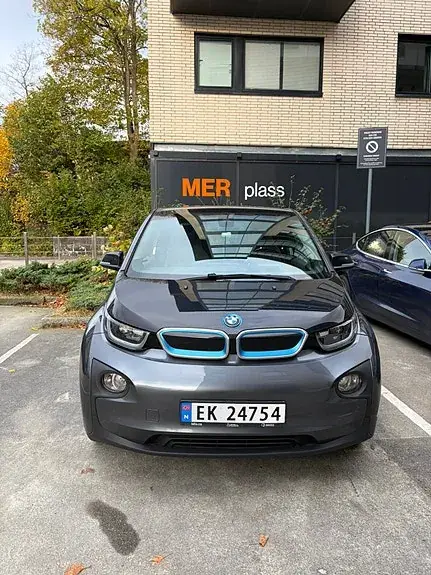 BMW I3