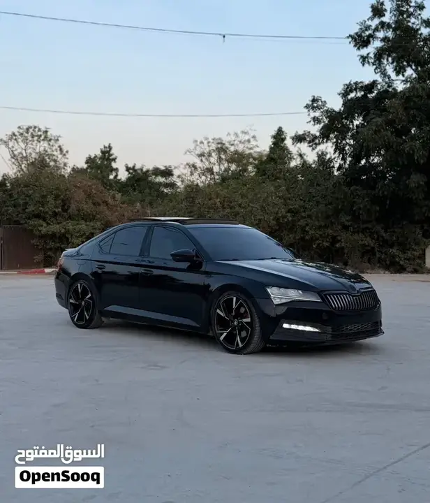 Skoda Superb 2016 photo 4