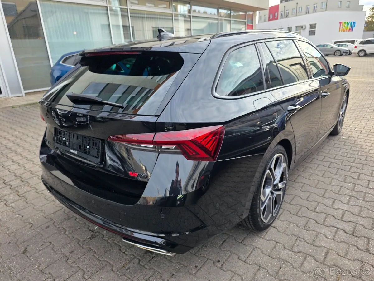 Skoda Octavia 2022 photo 4
