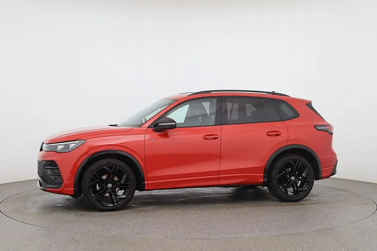 Volkswagen Tiguan 2024 photo 2
