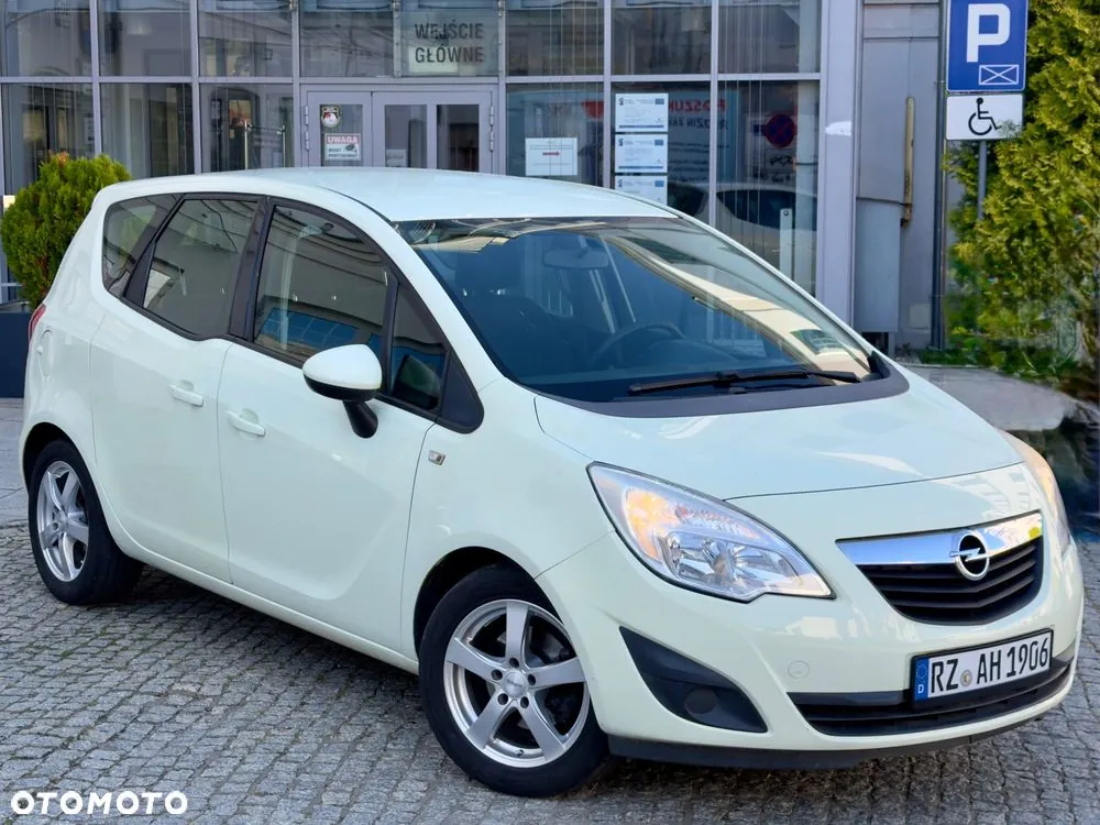 Opel Meriva 2012 photo 3
