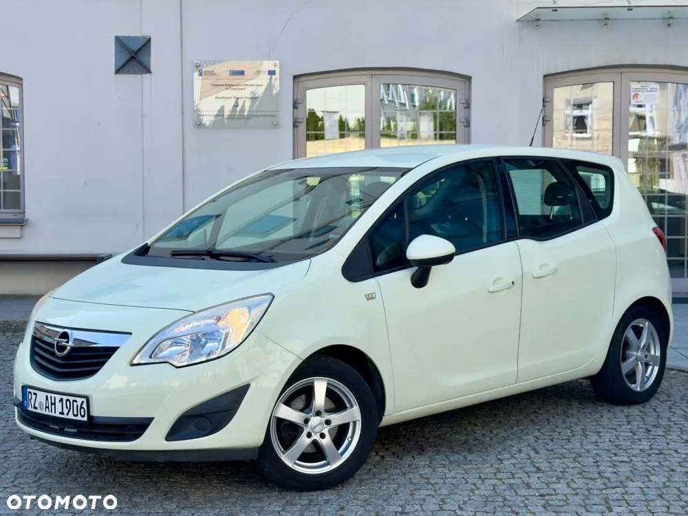 Opel Meriva 2012 photo 2