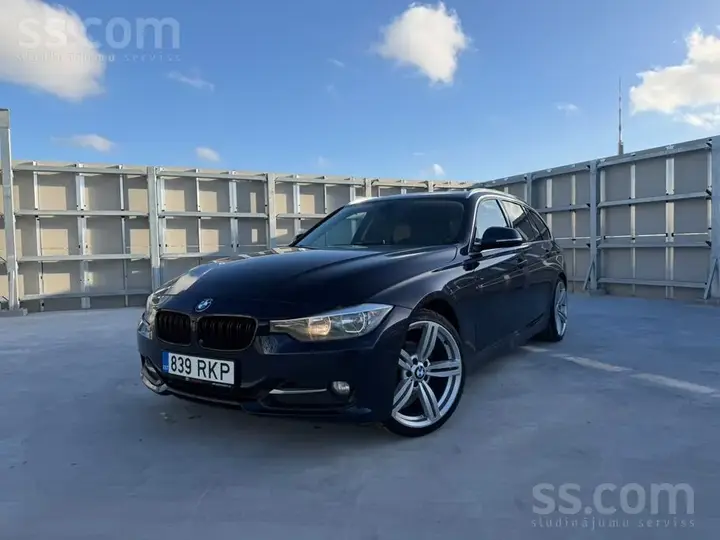BMW 318 2013 photo 2