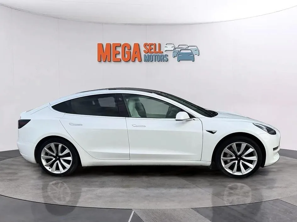 Tesla Model 3 2019 photo 2