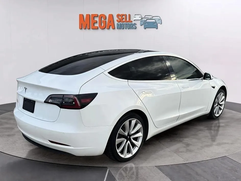 Tesla Model 3 2019 photo 3