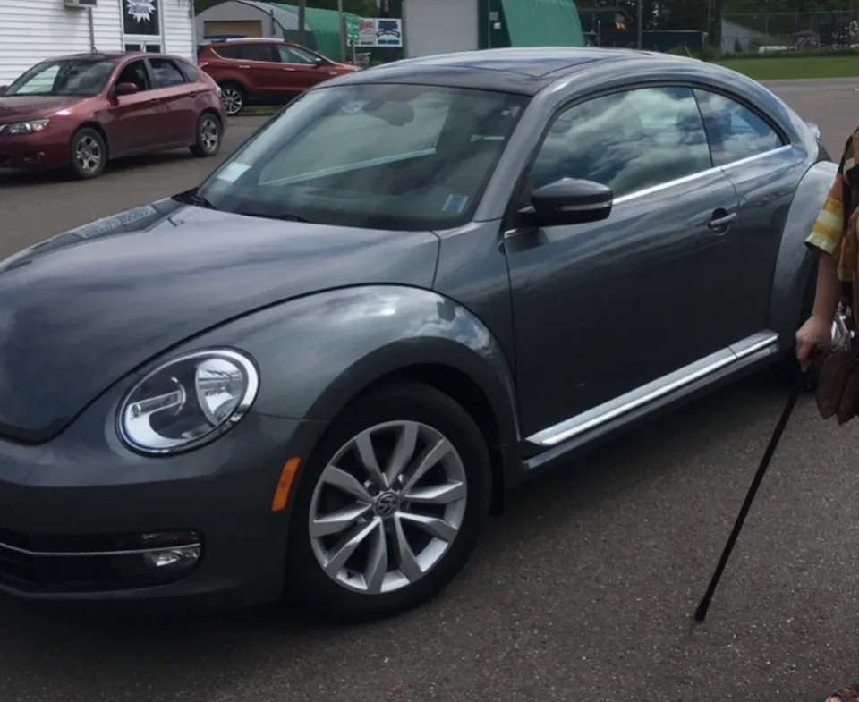 Volkswagen Beetle 2014 photo 3