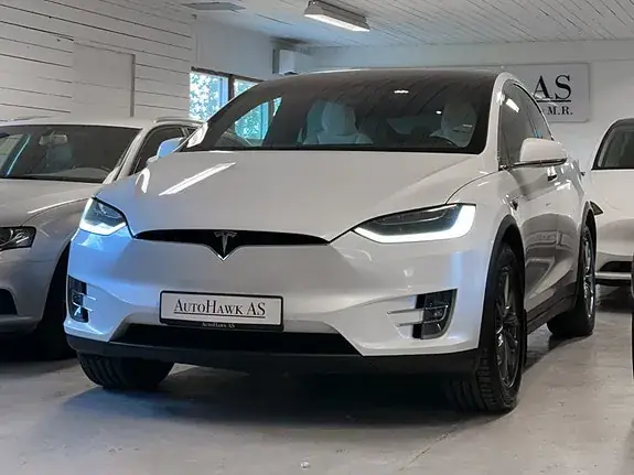 Tesla Model X 2017 photo 2