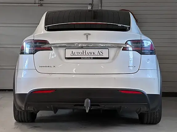 Tesla Model X 2017 photo 4