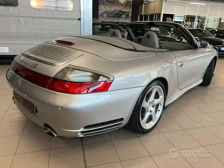 Porsche 911 2004 photo 4