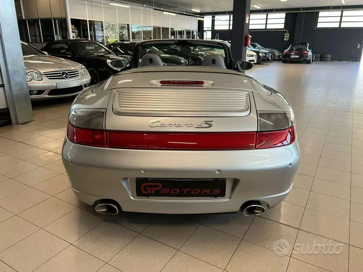 Porsche 911 2004 photo 5
