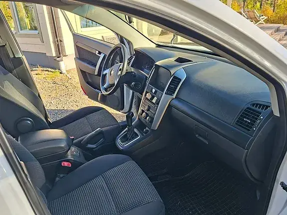 Chevrolet Captiva 2010 photo 4