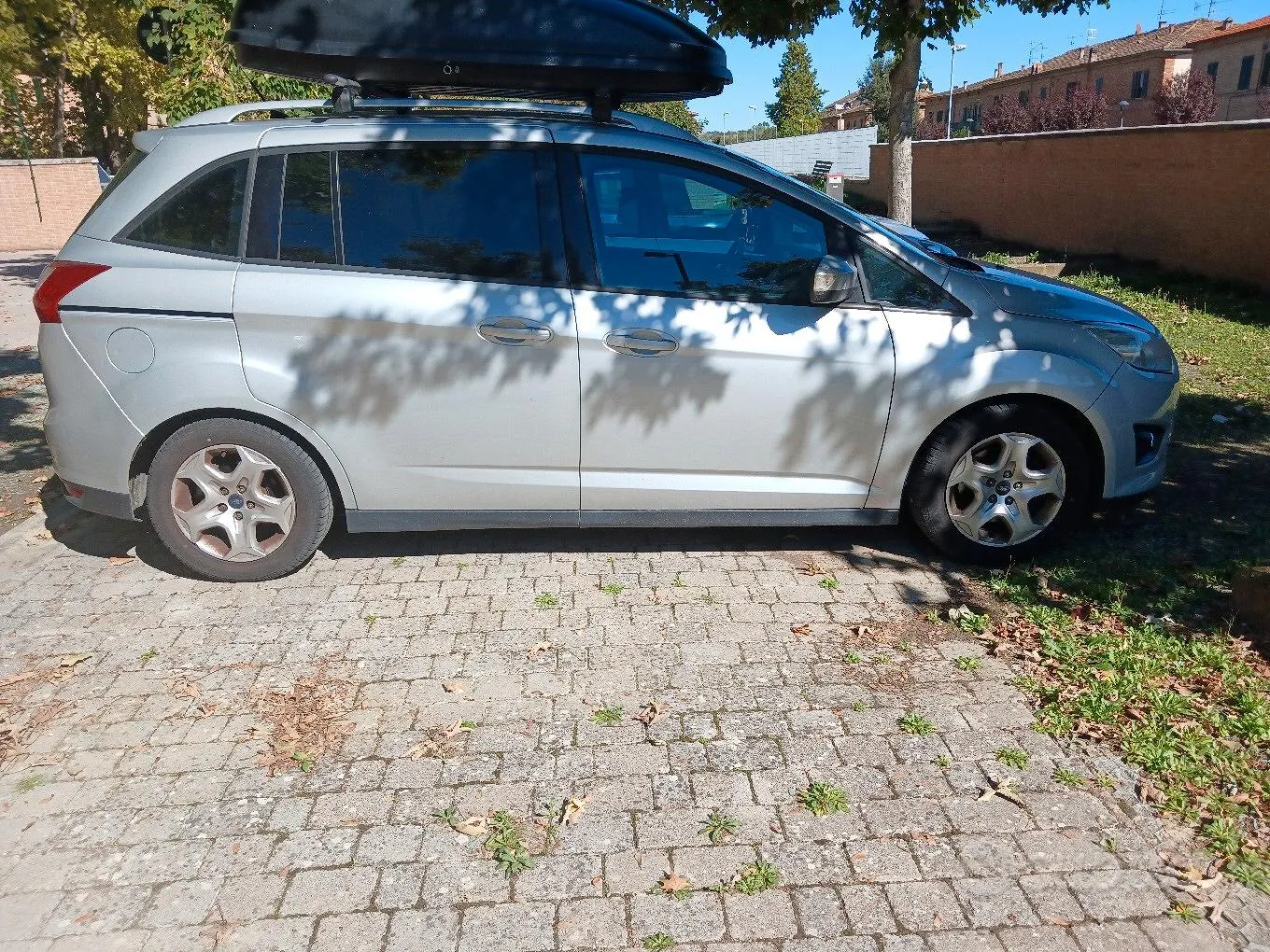Ford C-Max 2014 photo 2