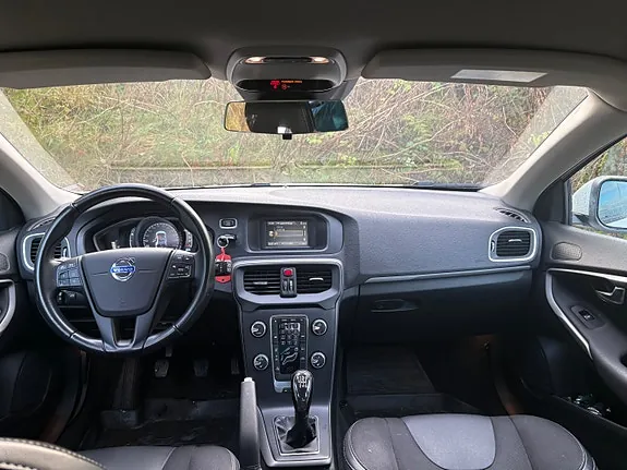 Volvo V40 2014 photo 5