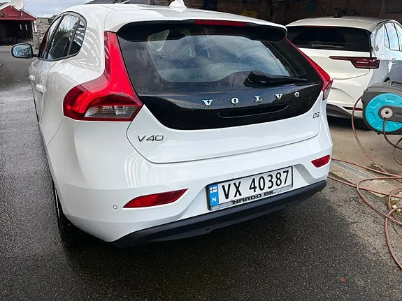 Volvo V40 2014 photo 4