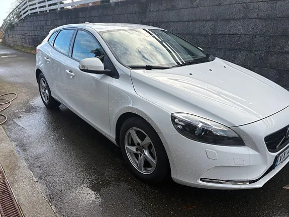 Volvo V40 2014 photo 3