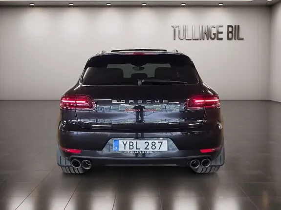 Porsche Macan Turbo 2016 photo 4