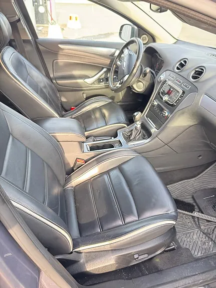 Ford Mondeo 2011 photo 3