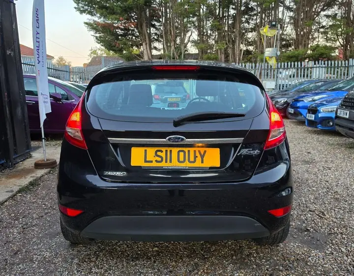 Ford Fiesta 2011 photo 5