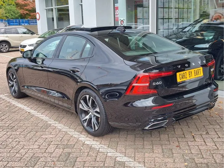 Volvo S60 2020 photo 3