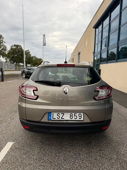 Renault Megane 2011 photo 4